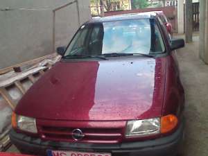 vand opel astra sedan