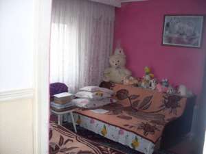 Vand apartament 2 camere decomandat in Navodari
