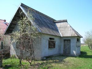 Casa + teren 18000 euro