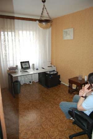 VANZARE APARTAMENT 4 CAMERE SOS IANCULUI CONSTRUCTIE 1980 STRADAL