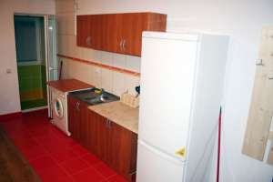 Ofer spre inchiriere apartament cu 2 camere