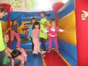 SOFTPLAY-LOC DE JOACA PT COPII,  PETRECERI