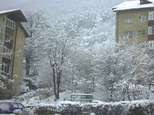 Vand apartament 2 camere Racadau