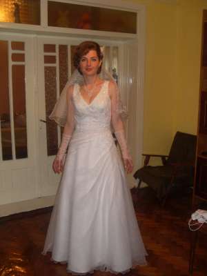 vand rochie mireasa