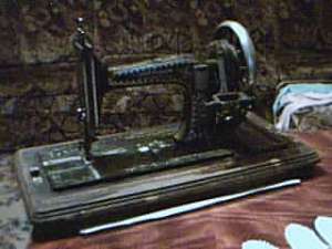SUPER OFERTA!!!!!!!!!!VAND MASINA DE CUSUT MARCA UNICAT-Leopold Keppich Bucarest 1886-MARQUE DEPOSEE
