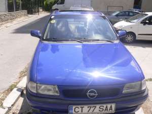 Opel astra F berlina