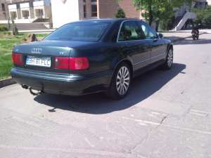 Audi A8 2.8 V6 Business Limousine