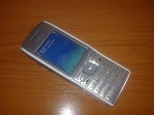 Vand Nokia e50 white alb ,  la cutie pachet complet impecabil ,  Necodat meniu romana. Smartphone cu