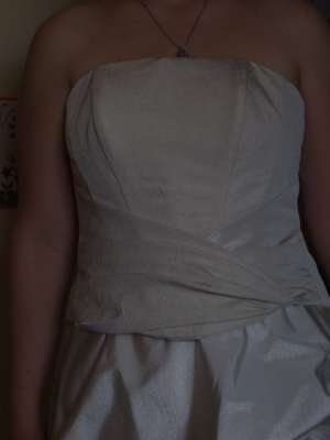 Vand rochie de mireasa deosebita