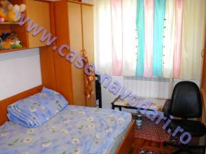 De vanzare apartament 3 camere Navodari
