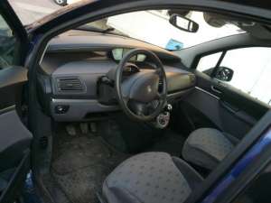 inchiriez auto cu sofer