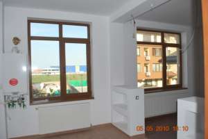 3 CAMERE OTOPENI