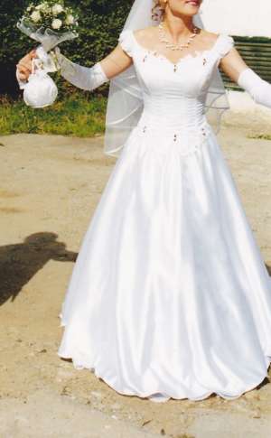 Vand rochie de mireasa