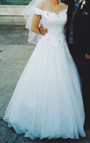 Vand rochie de mireasa