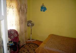 vand casa 4 camere