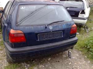 vand piese din dezmnbrari golf 3 dezmenbrez orice piesa