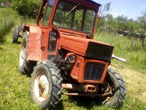 Vind tractor fiat 4*4 dt 445