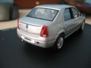 vand machete auto dacia logan scara 1/43