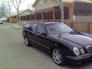 MERCEDES CLASAE240  AVANGARD