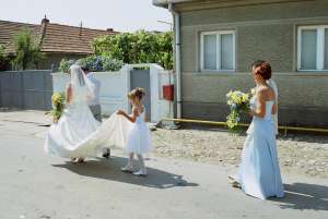 VAND ROCHIE DE MIREASA CASA DE MODA IOANIN