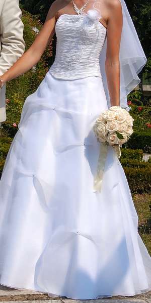 vand rochie de mireasa unicat