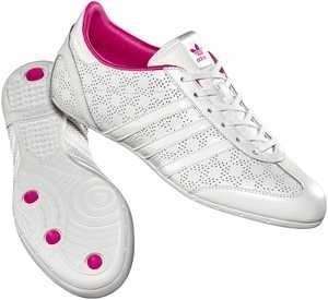 Vand adidasi NIKE