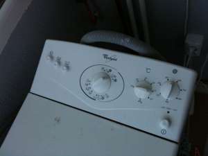 Masina de spalat whirlpool AWT 2284 - 800 functioneaza f bine
