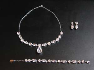 Vand accesorii mireasa cristale Swarovski