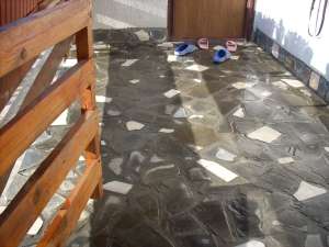 GRATARE CURTE PIATRA CIOPLITA MUNTE