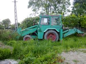 VANZARE EXCAVATOR