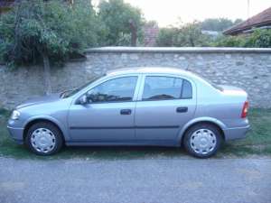 Vand sau schimb Opel Astra Classic II 1, 6 Twinport din 2008