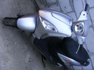 Vand scuter Piaggio FLY 50 4t