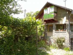 Comarnic,  casa 3 camere,  bucatarie,  crama!!!