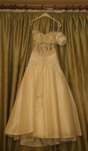 Inchiriez rochie de mireasa ivoire - model unicat