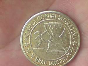 vand moneda comemorativa a echipei de fotbal real madrid liga 1953-1954 cu di stefano.