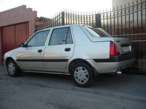 vind dacia solenza  2005 18000  km