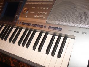 yamaha psr 1500