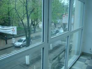VANZARE CLINICA,                        HOTEL CURTEA DE ARGES,                        CENTRAL