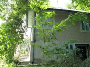 Vand casa intr-o zona deosebita,     in Slanic Prahova