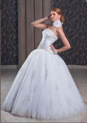 Vand rochie Maya Fashion 2010,  nepurtata