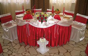 DECORATIUNI FESTIVE