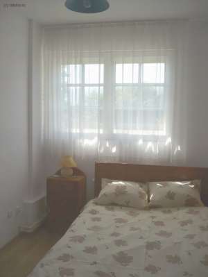Vand apartament cu 3 camere in Sinaia