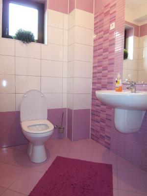 Casa 4 camere; CONFORT,   SIGURANTA,   SPATIU...
