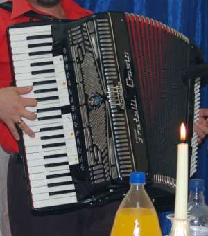ACORDEON PROFI la suuuper pret!