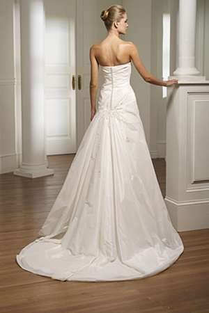 Vand rochie mireasa Reyes,  Pronovias