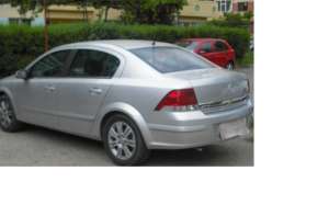 vand opel astra 2008 sedan