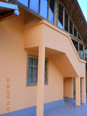 VAND CASA DE VACANTA