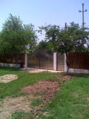 Casa,       structura pe lemn,       parter plus mansarda,    ...