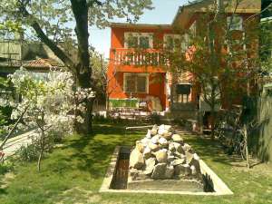 ofer:spre inchiriere casa{o camera}in sectorul 5 :...
