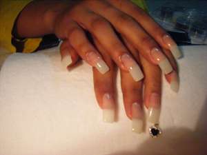 Aplic unghii false(constructie, tipsuri)gel sau ac...